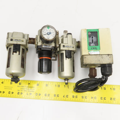 SMC AF30-03 APE-8T-3N 3/8" NPT Filter Regulator Lubricator W/ Pressure Switch