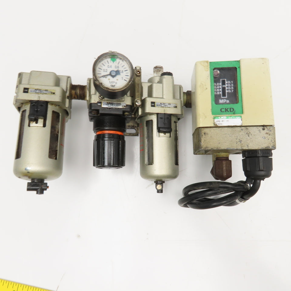 SMC AF30-03 APE-8T-3N 3/8" NPT Filter Regulator Lubricator W/ Pressure Switch