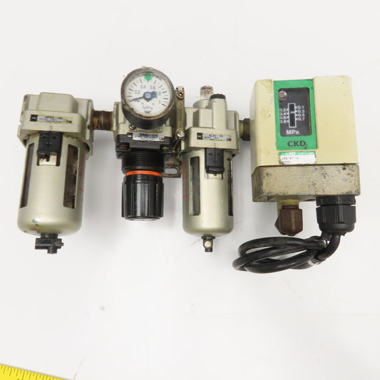 SMC AF30-03 APE-8T-3N 3/8" NPT Filter Regulator Lubricator W/ Pressure Switch