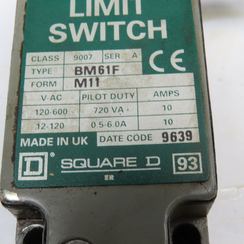 Square D BM61F 600V 10A Limit Switch Right Angle Roller Plunger