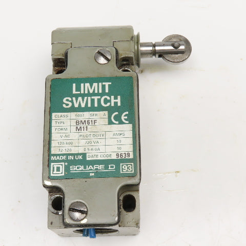 Square D BM61F 600V 10A Limit Switch Right Angle Roller Plunger
