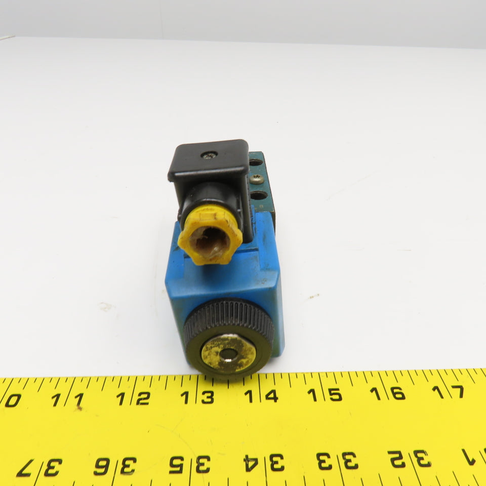 Vickers DG4V-3-2A-M-U-B6-60 4/2 Position Directional Valve 120V Coil