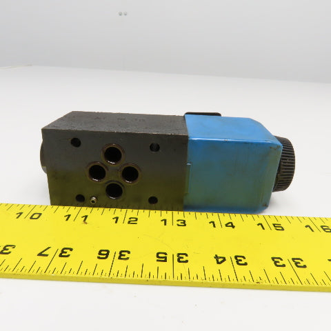 Vickers DG4V-3-2A-M-U-B6-60 4/2 Position Directional Valve 120V Coil