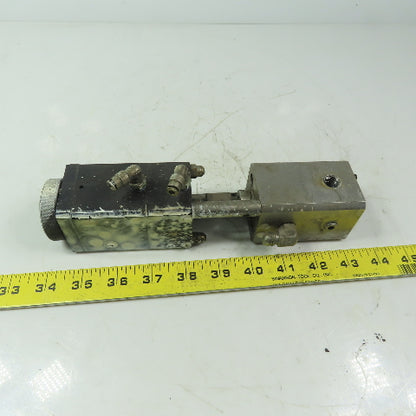 Graco Air operated Dispense Valve Assembly Believed to be Model 236930