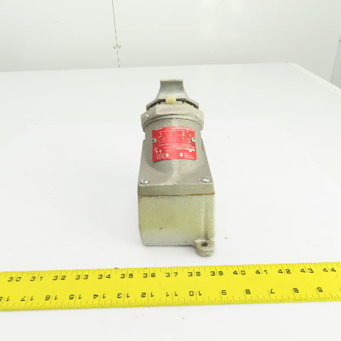 Crouse-Hinds CPS732 301 Delayed Action Arktite Receptacle 230/460V 1/3HP 7/30A