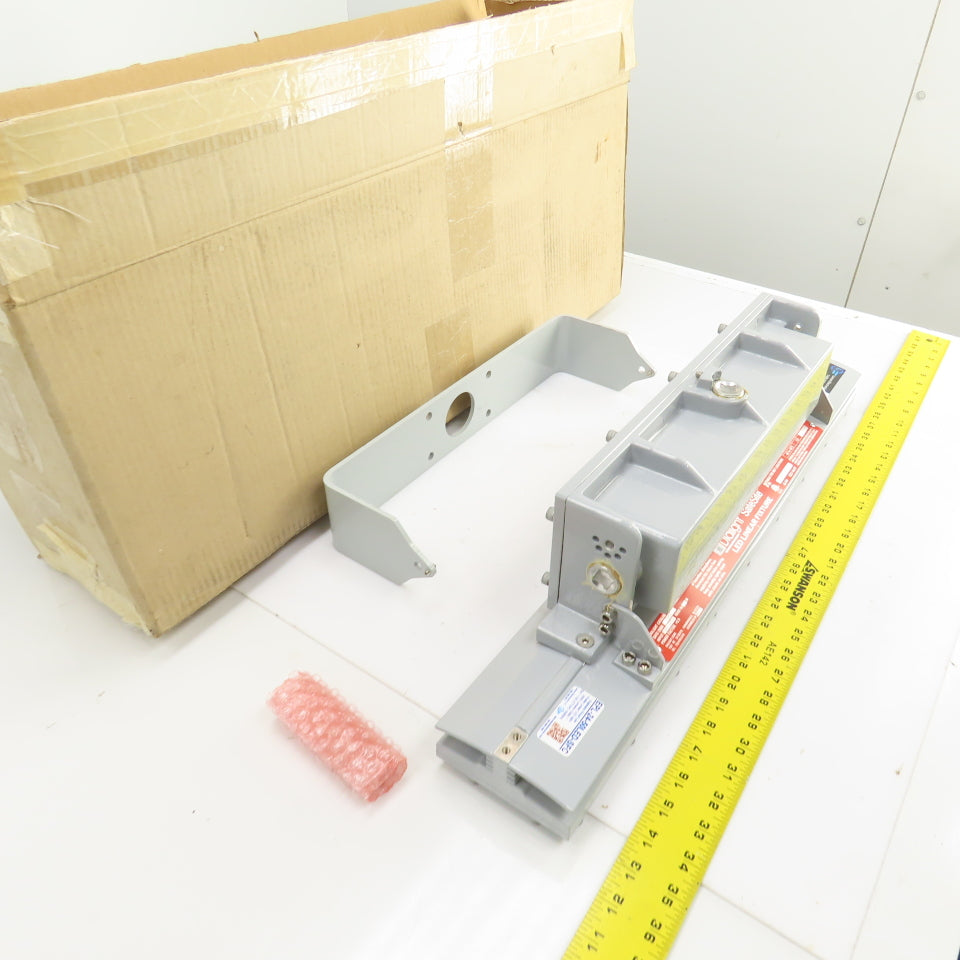 Dialight LSC3C4D3GEX SafeSite 2' LED Linear Light Fixture Hazardous Loc 100-277V