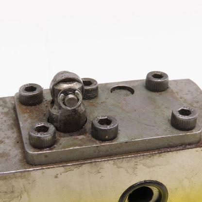 Yuken UCF2G-03-4-E-10 Hydraulic Feed Control Valve