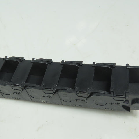 Igus 14.2.048 Energy Chain 1-3/8 "x 1" x 108" W/3 End Anchors
