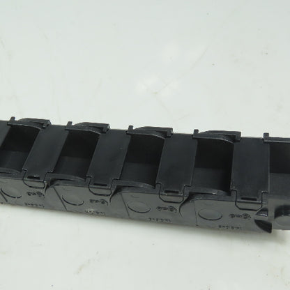 Igus 14.2.048 Energy Chain 1-3/8 "x 1" x 108" W/3 End Anchors
