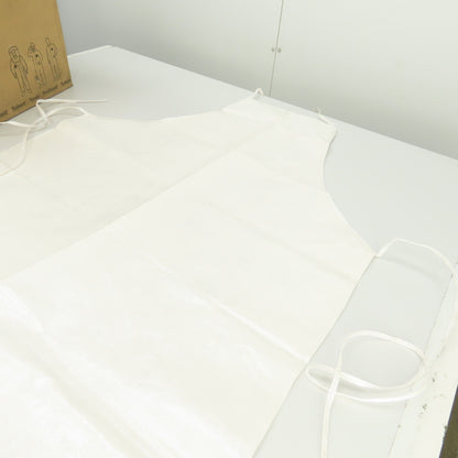 DuPont TYCHEM SL Universal Size White Chemical Protective Aprons Lot Of 30