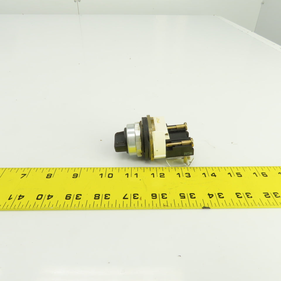 Allen Bradley 800T-J5KA7 Ser T 3 Position Selector Switch 600V