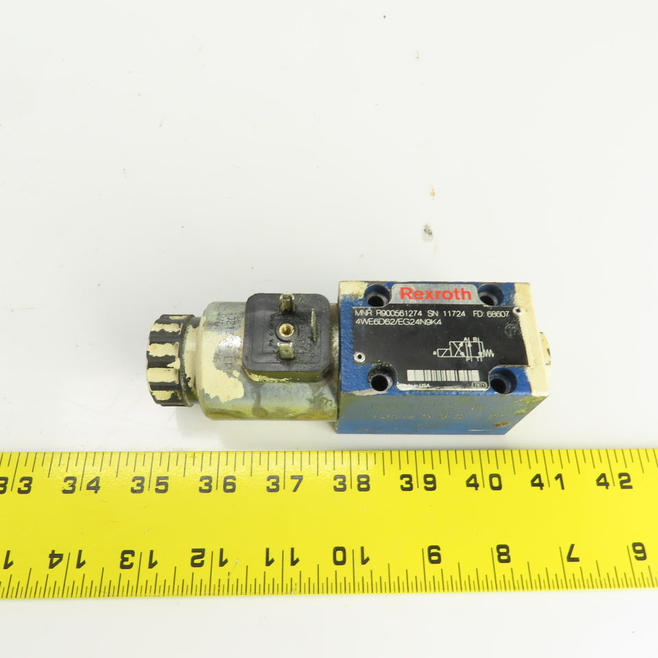 Rexroth MNR R900561274 Hydraulic Directional Control Valve 24VDC Coil