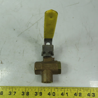 Apollo 1/4" FNPT 3 Way Ball Valve 600 WOG