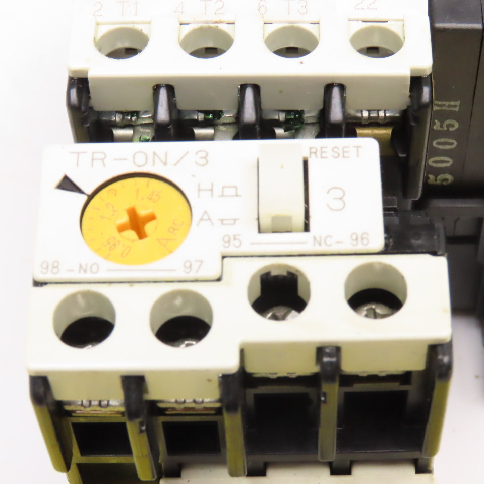 Fuji SC-0 600V 5.5kW Reversing Motor Contactor 0.95-1.45A trip