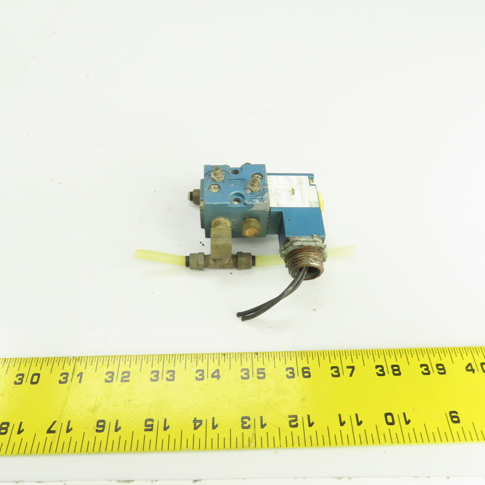 MAC 612B-11-111CA 4-Way 2 Position Pneumatic Air Solenoid Valve 120V 150PSI