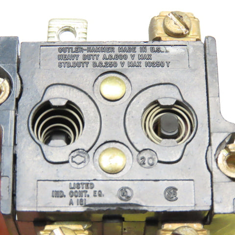 Cutler Hammer 10250T 3 Position 600V 250VDC 4 N/O 4 N/C Contacts