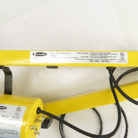 Fostoria 2YD19 DKL-FL DKL-40VA-FL-A Adjustable Dual Arm 40" Dock Light 120VAC
