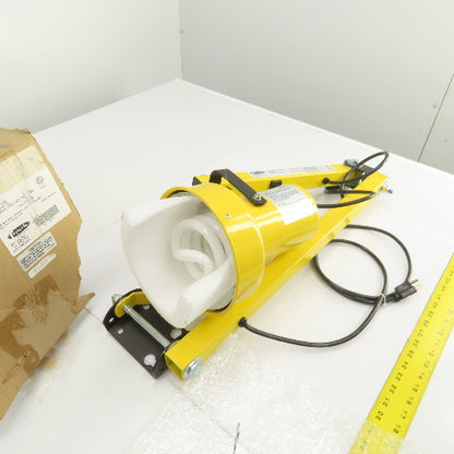 Fostoria 2YD19 DKL-FL DKL-40VA-FL-A Adjustable Dual Arm 40" Dock Light 120VAC