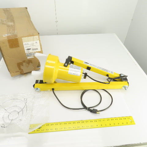 Fostoria 2YD19 DKL-FL DKL-40VA-FL-A Adjustable Dual Arm 40" Dock Light 120VAC