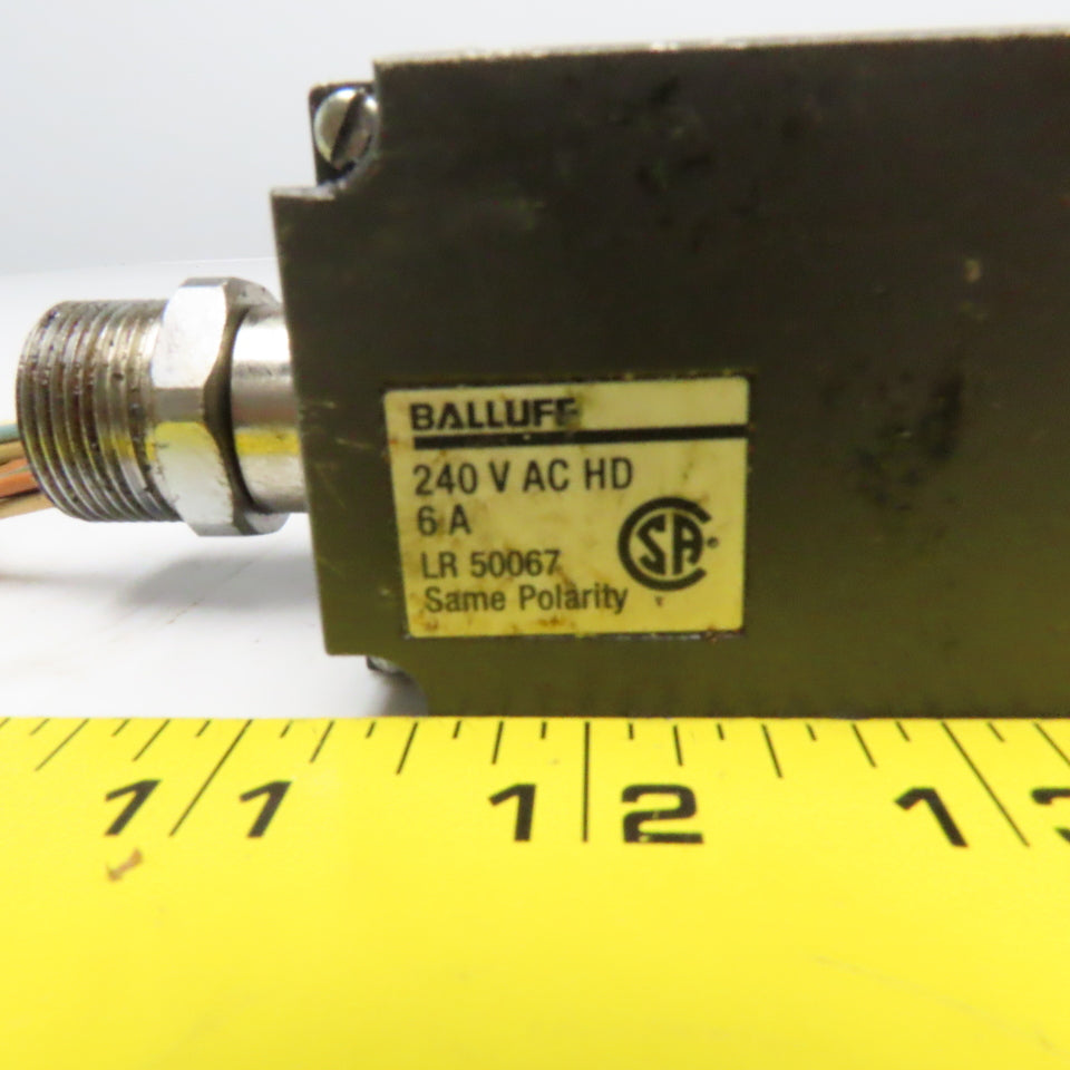 Balluff BNS 813-B03-D12 3 Position Limit Switch 240V Chisel Tip