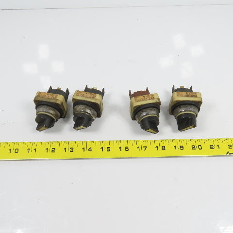 Fuji AH30-P2 2 Position Selector Switches 600V Lot Of 4