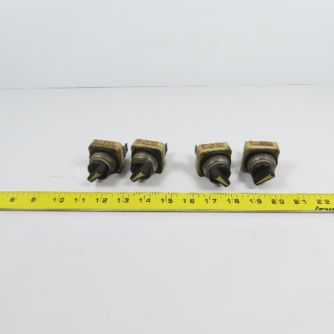 Fuji AH30-P2 2 Position Selector Switches 600V Lot Of 4