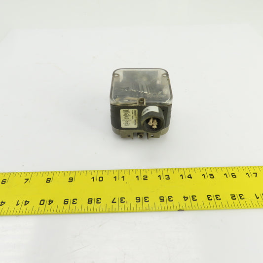 Krom Schroder DG500T 84447842 Air/Gas Pressure Switch 40-200 in-wc 8.5PSI 240VAC