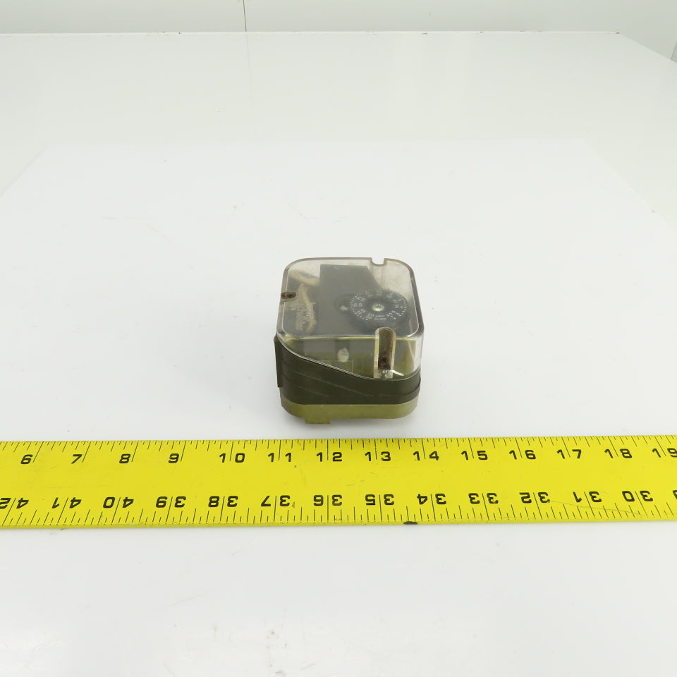 Krom Schroder DG50T 84447822 Air/Gas Pressure Switch 1-20 in-wc 8.5PSI 240VAC