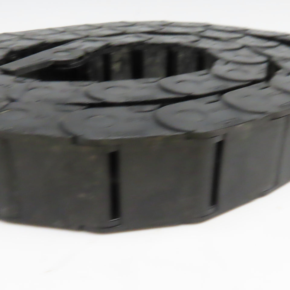 Igus 14.2.048 1" x 7/8" Plastic Feed Thru Wire Energy Chain Cable Carrier 58"
