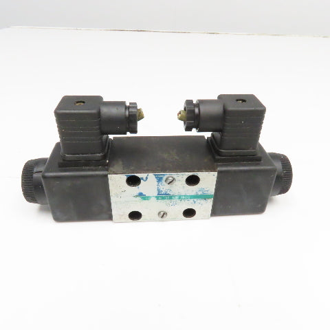 Vickers DG4V-CS-2C-M 4/3 Position Closed Center Hydraulic Valve 120V Coil