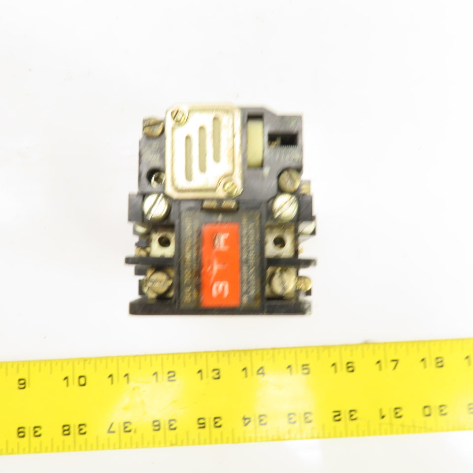 Allen Bradley 700-NT200A1 Pneumatic Time Delay Relay 120V W/700-NT