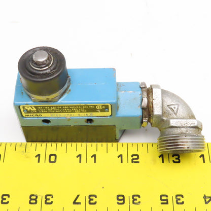 Micro BZE6-2RN7 Push Button Limit Switch 600VAC