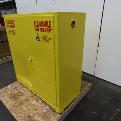 30 Gallon 1 Shelf Flammable Liquid Storage Cabinet 43" x 18" x 44"