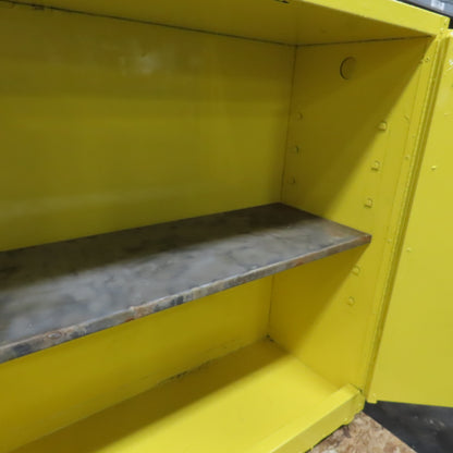 30 Gallon 1 Shelf Flammable Liquid Storage Cabinet 43" x 18" x 44"
