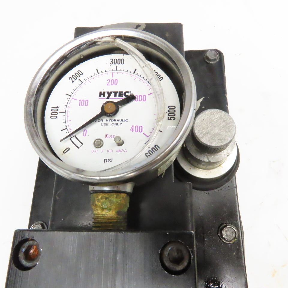 Hytec 100987 Model G Pneumatic Hydraulic Pump Needs Pressure Gauge 4800 PSI