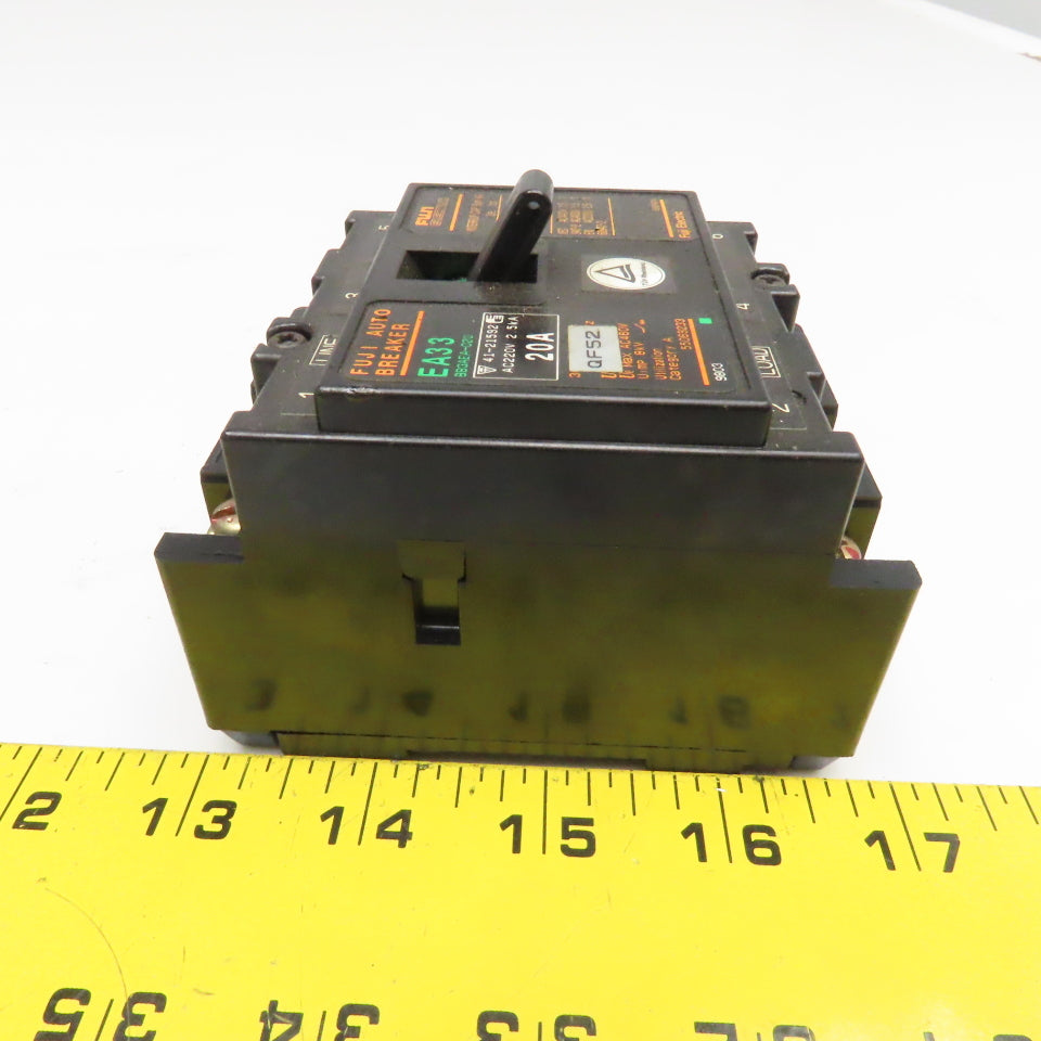 Fuji EA33 20A 460V 3 Pole Circuit Breaker Lot Of 4