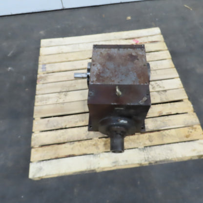 Davis & Thompson Roto-matic 5:1 Ratio Right Hand Gear Reducer 1-1/2" Input