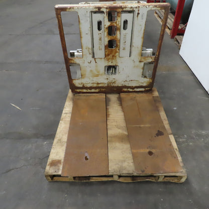 Cascade R45E Sideshifting Push Pull Forklift Attach. 4500 LB Cap. 42" Slipsheet