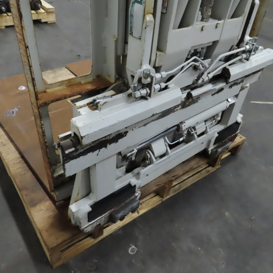 Cascade R45E Sideshifting Push Pull Forklift Attach. 4500 LB Cap. 42" Slipsheet