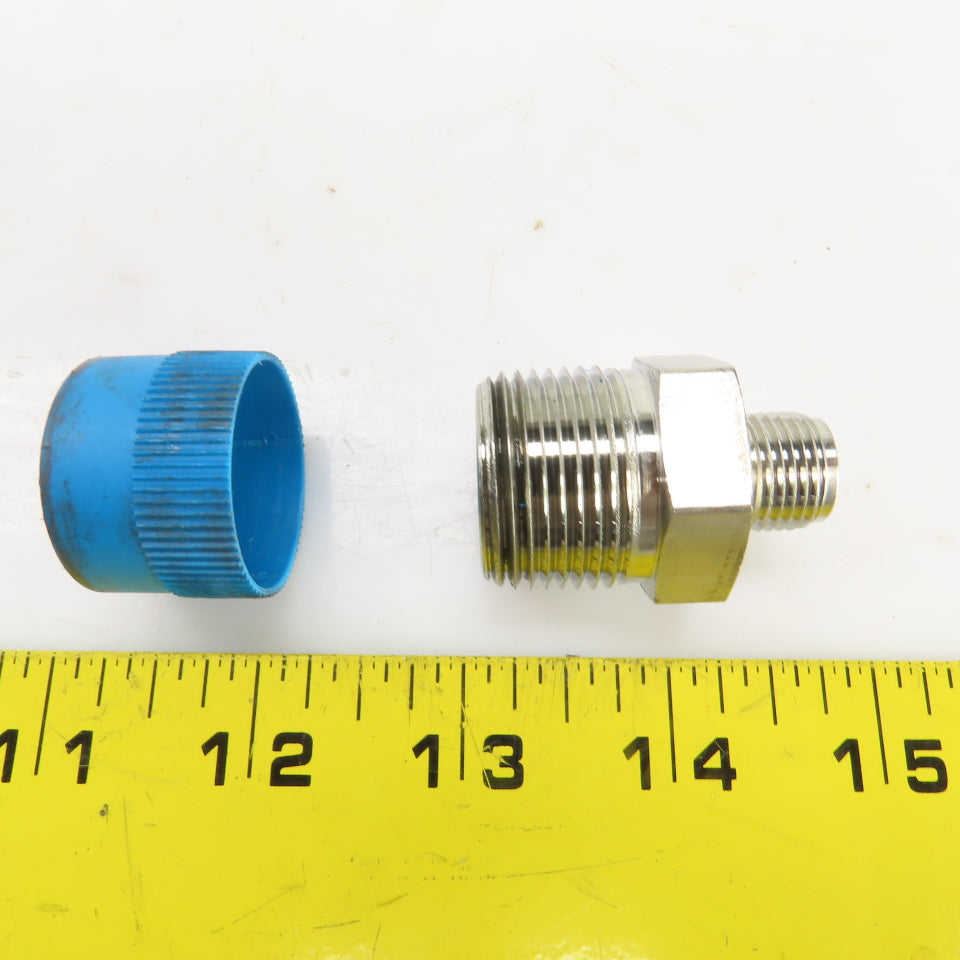 Swagelok Stainless Steel Reducing Adapter 3/4" NPT Male x 1/4" Tube Fitting Male