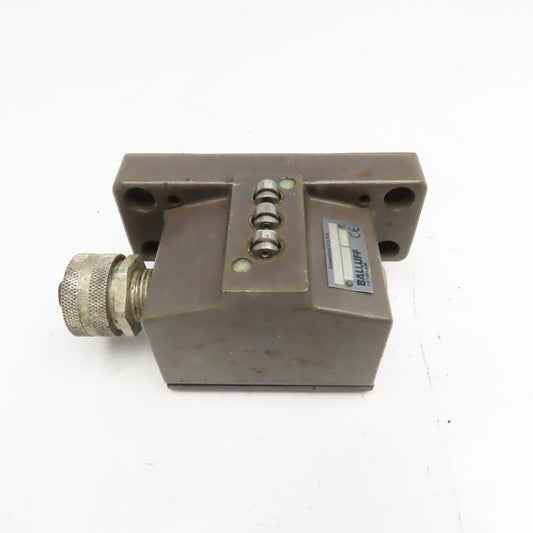 Balluff BNS-819-D03-R12-62 3 Position Roller Plunger Limit Switch