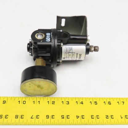 Dematic 1/4" NPT Compressed Air Regulator 500PSI MAX .05-30PSI Output