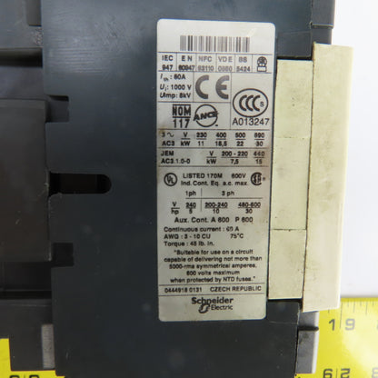 Schneider LC1 D40 LC1 D4011 600V 30HP Contactor 60A W/120V Coil