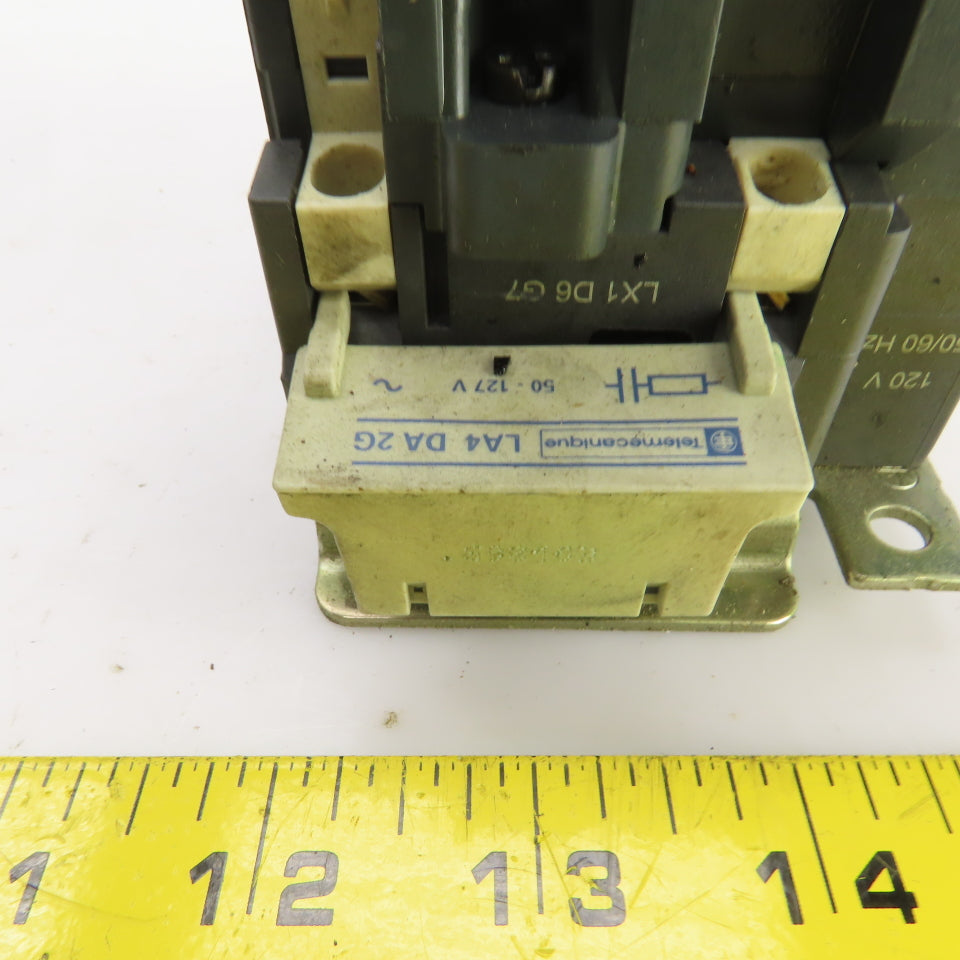 Schneider LC1 D40 LC1 D4011 600V 30HP Contactor 60A W/120V Coil