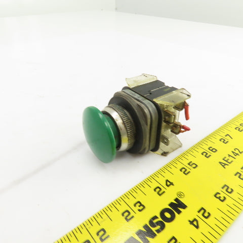 Allen Bradley 800T-D9 Momentary Contact Green Push Button Switch 600V