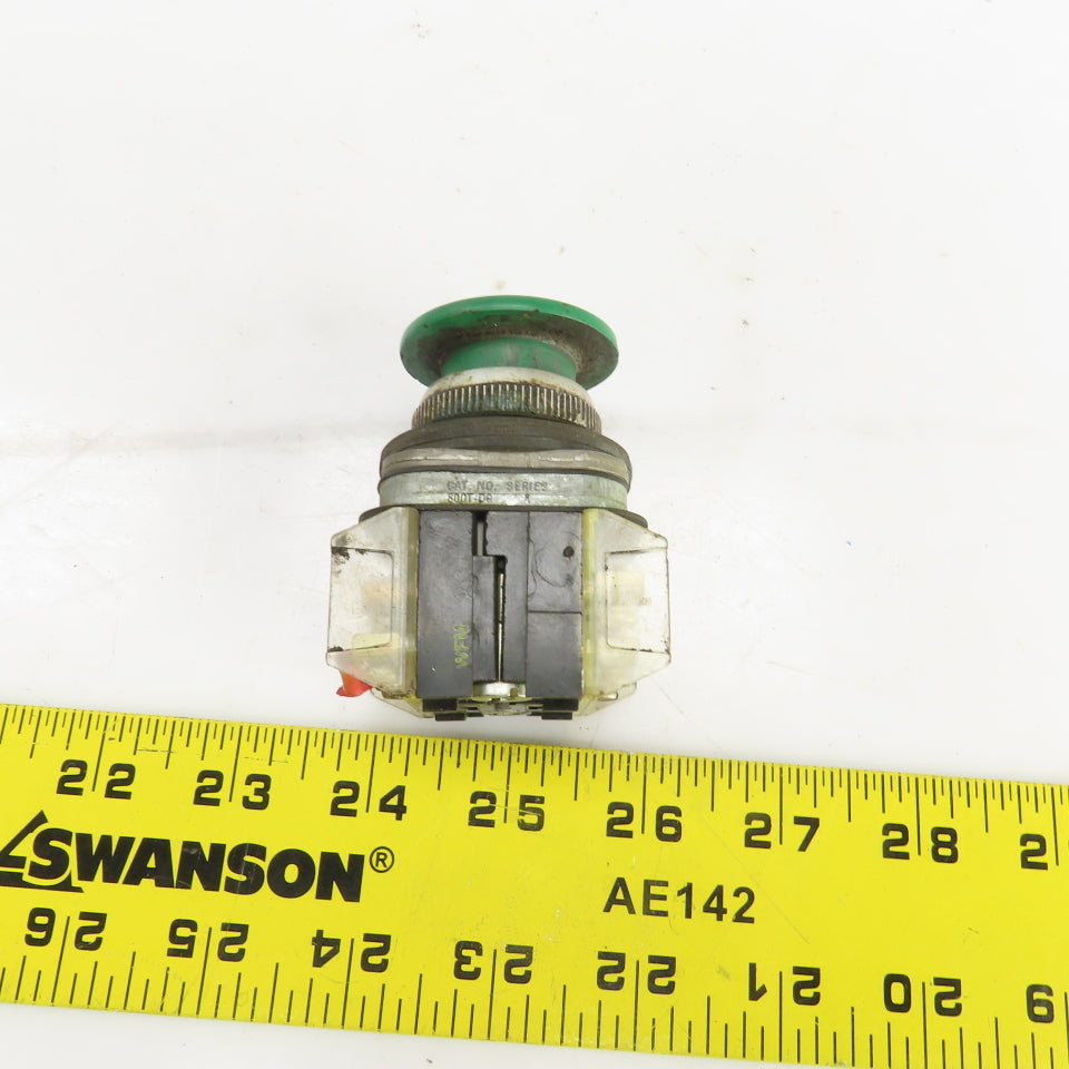 Allen Bradley 800T-D9 Momentary Contact Green Push Button Switch 600V