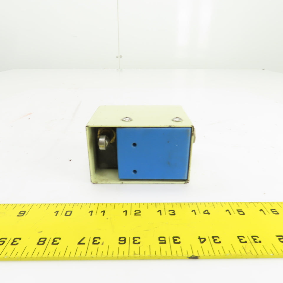 Makino EC-7050 LS 74 Roller Plunger Limit Switch