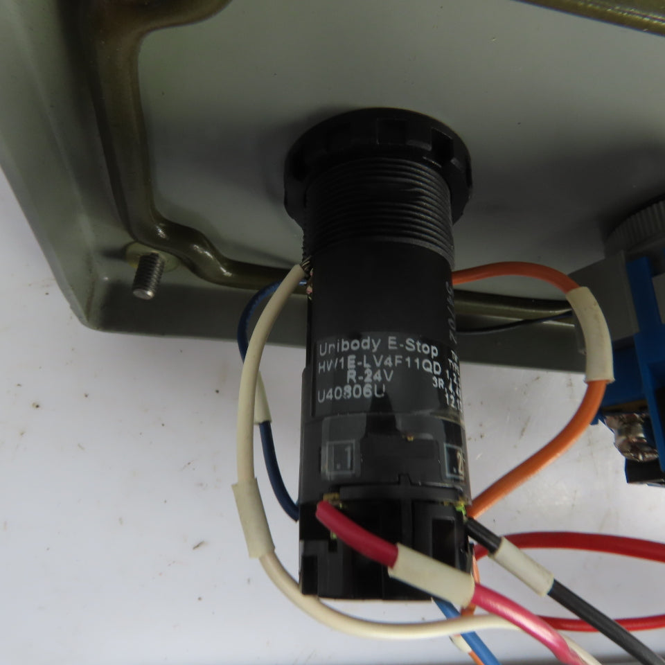 Saginaw 4-Button Operator Enclosure W/(3) Momentary Contact (1) E-Stop 24V