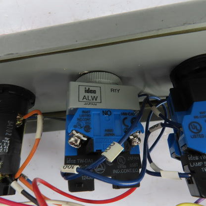 Saginaw 4-Button Operator Enclosure W/(3) Momentary Contact (1) E-Stop 24V