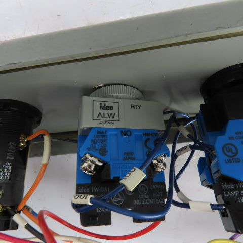 Saginaw 4-Button Operator Enclosure W/(3) Momentary Contact (1) E-Stop 24V